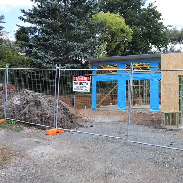 do you deliver and install temporary fencing and what's the cost for these services in Monticello MN